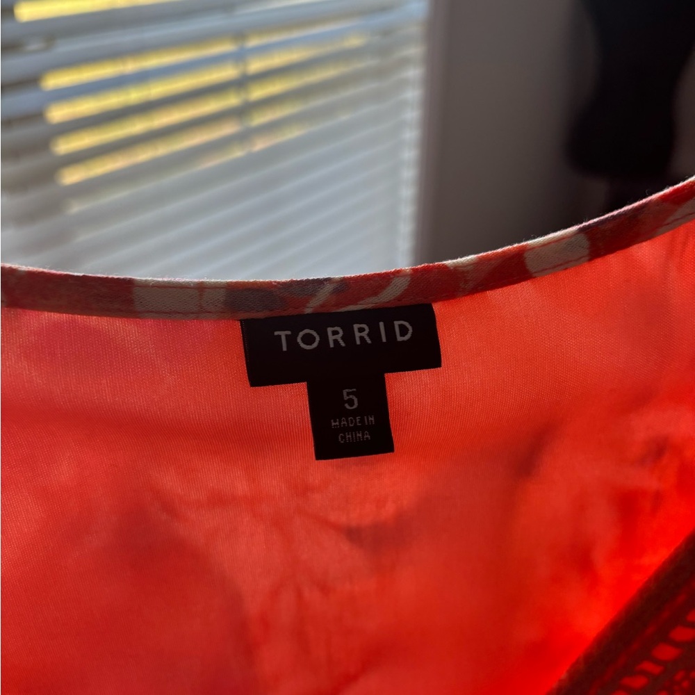 torrid Coral Floral Maxi Dress with Crochet V-Neck - Picture 5 of 5